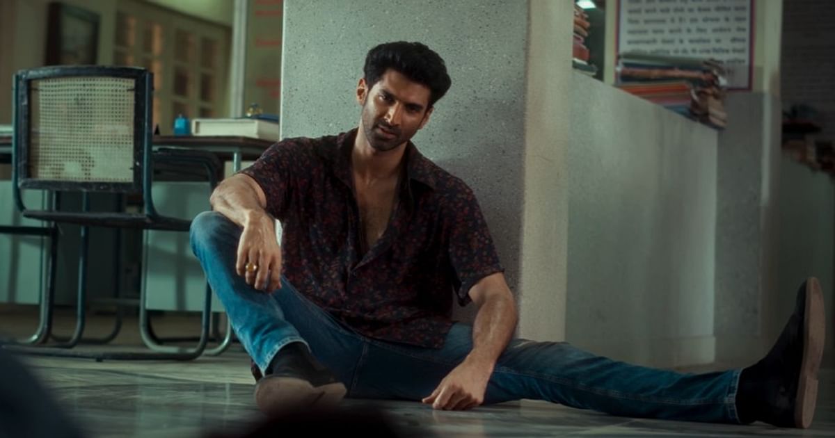 'Gumraah' Trailer: Aditya Roy Kapur Plays a Double Role in Murder Mystery