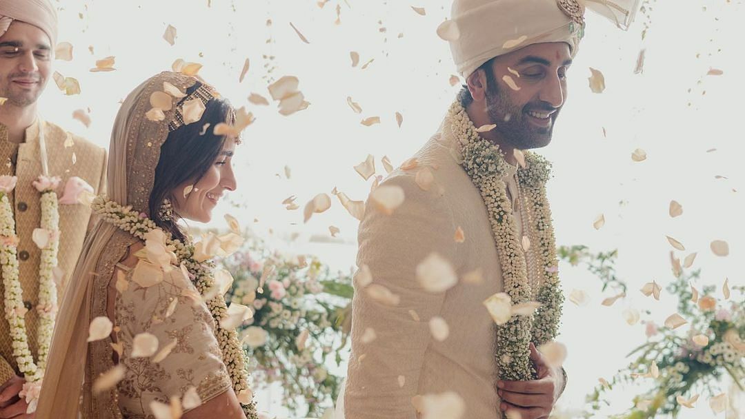 Pics: Soni Razdan & Neetu Kapoor Wish Alia-Ranbir On First Wedding Anniversary 