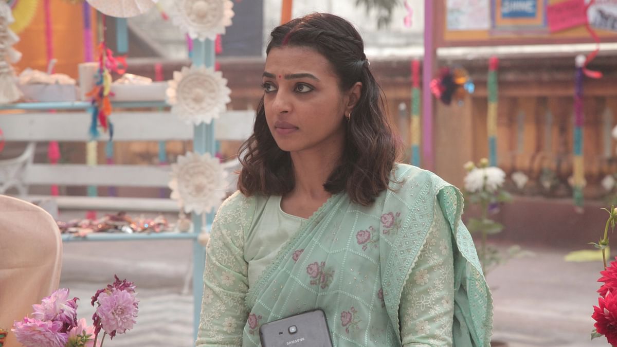'Mrs Undercover' Review: Radhika Apte Is Really Fighting Against All Odds