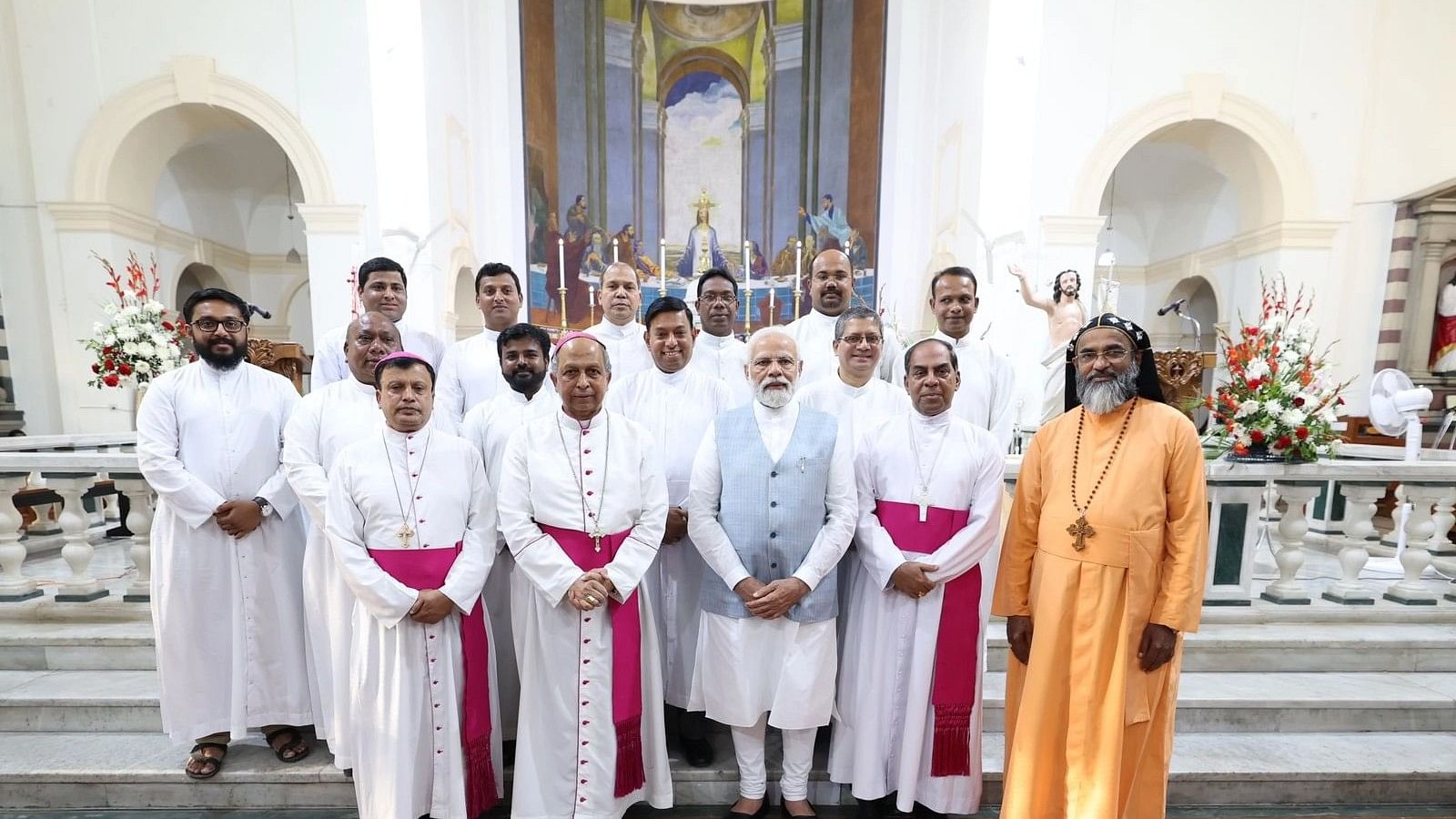 <div class="paragraphs"><p>Prime Minister Narendra Modi visited&nbsp;Sacred Heart Cathedral Catholic Church in Delhi to celebrate Easter.</p></div>