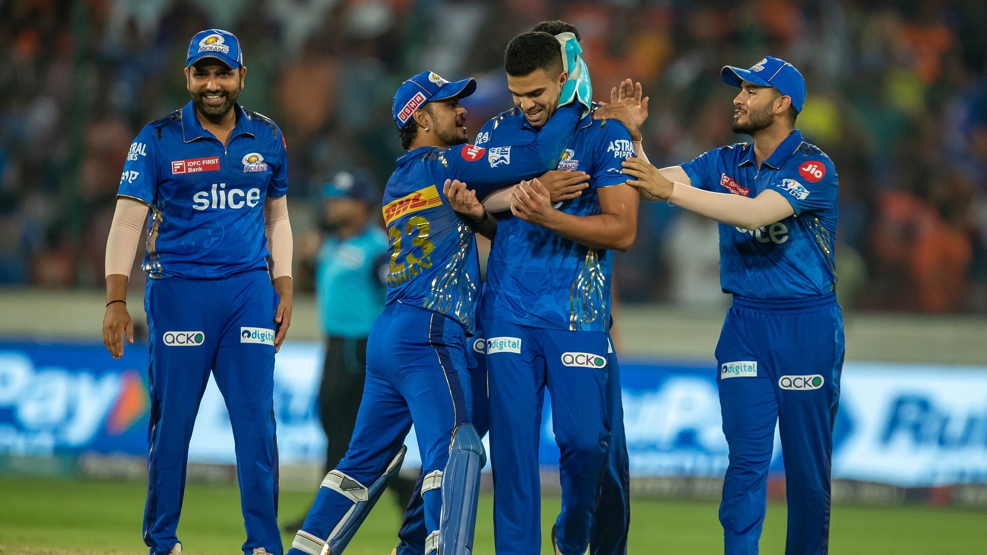 <div class="paragraphs"><p>Mumbai Indians beat Sunrisers Hyderabad by 14 runs</p></div>