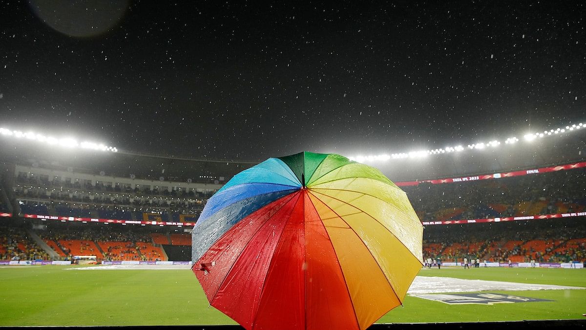 IPL 2023: Netizens Disappointed as Heavy Rain, Hailstorm Delays CSK vs GT Final
