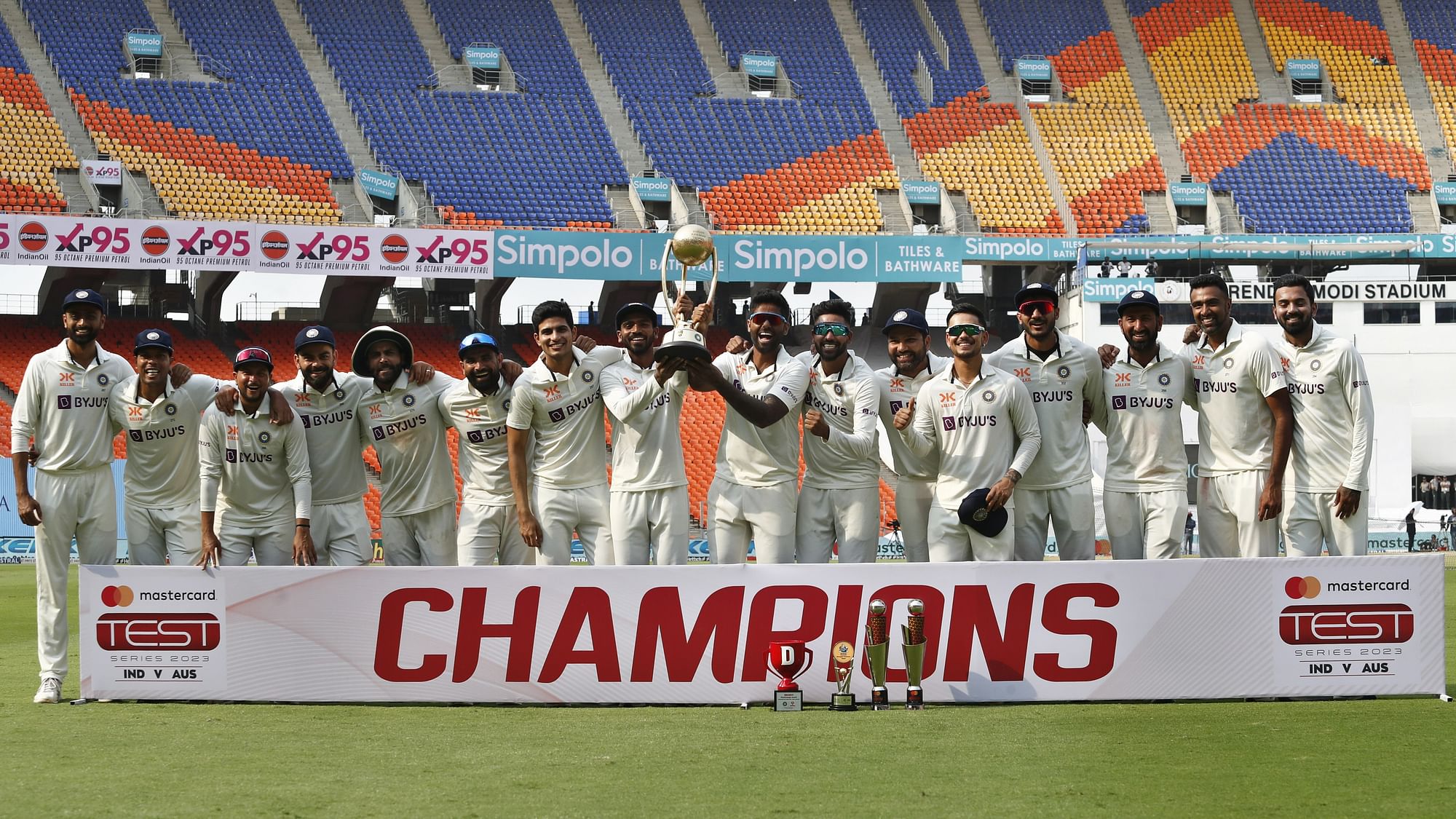 <div class="paragraphs"><p>Indian cricket team is now the Number 1 Test team in the world</p></div>