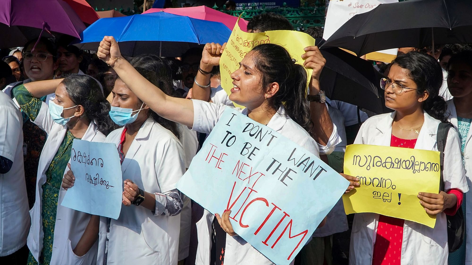 <div class="paragraphs"><p>Thiruvananthapuram: Doctors and medical students raise slogans during their protest against the killing of a female doctor, outside Kerala Secretariat in Thiruvananthapuram, Wednesday, 10 May. </p></div>