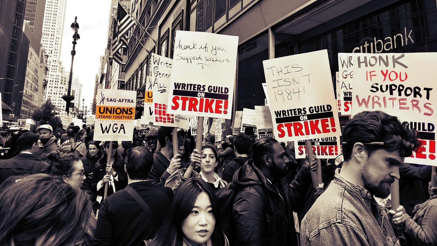 <div class="paragraphs"><p>Writers Guild of America protest for pair pay&nbsp; in the streaming area.</p></div>