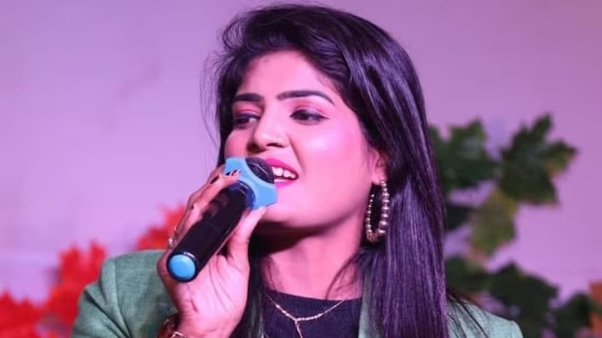 Bhojpuri Folk Singer Nisha Upadhyay Suffers Bullet Injury at Live Show in Patna