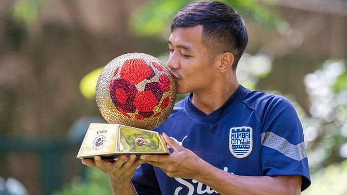 <div class="paragraphs"><p>Lallianzuala Chhangte has been named as the football of the year</p></div>