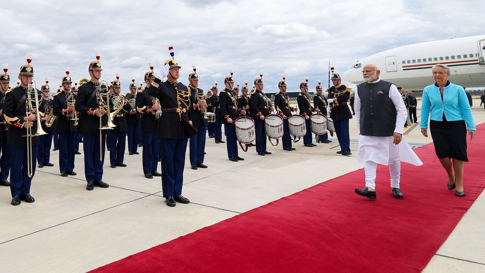 <div class="paragraphs"><p>Prime Minister Modi has landed in Paris for a two-day-long visit.</p></div>