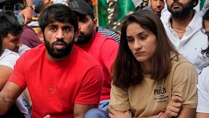 <div class="paragraphs"><p>Bajrang Punia and Vinesh Phogat were India's only two medallists from the 2022 World Championships.</p></div>