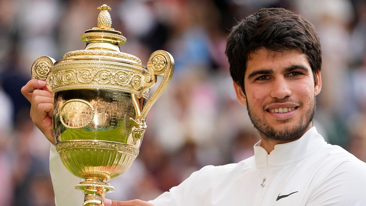 Carlos Alcaraz Trumps Djokovic in 5 Set Thriller to Win Maiden Wimbledon Title