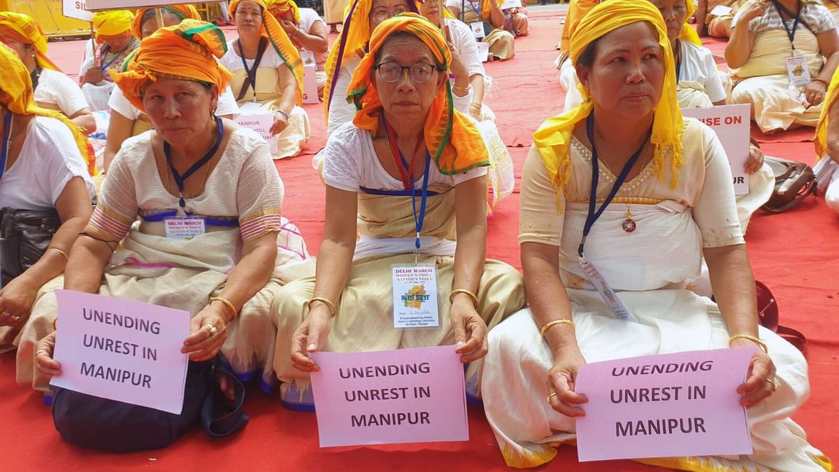 From Guardians to Perpetrators of Violence: Role of the Meira Paibis in Manipur