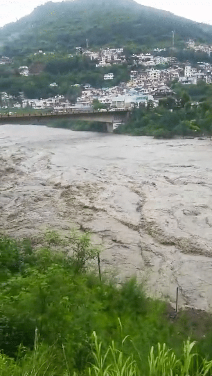 The mighty River Beas has destroyed the bridge connecting the Shiv Temple, and houses have been washed away.
