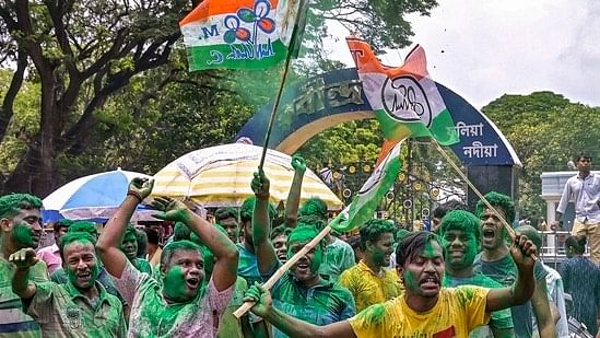 <div class="paragraphs"><p>TMC supporters celebrating the Mamata Banerjee-led party's lead in the 2023 West Bengal panchayat elections.&nbsp;</p></div>