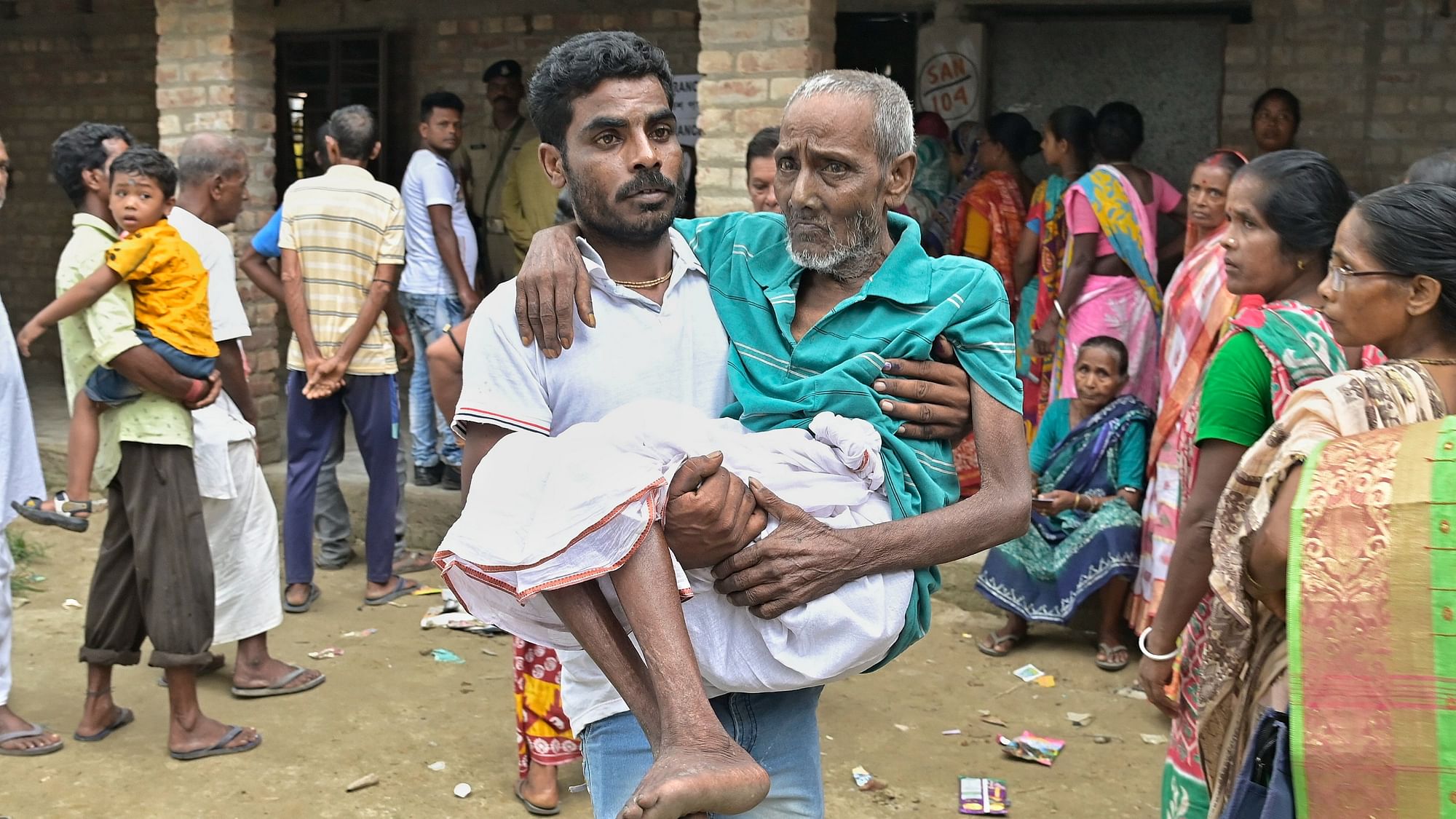<div class="paragraphs"><p>An elderly man being carried after he cast his vote for the West Bengal panchayat elections in the Nadia district of West Bengal on Saturday, 8 July.</p></div>