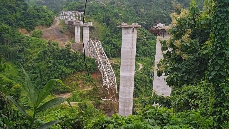 <div class="paragraphs"><p>The bridge, which was being constructed over the Kurung River to connect Bairabi to Sairang, is said to have collapsed at around 10:00 AM on Wednesday.</p></div>