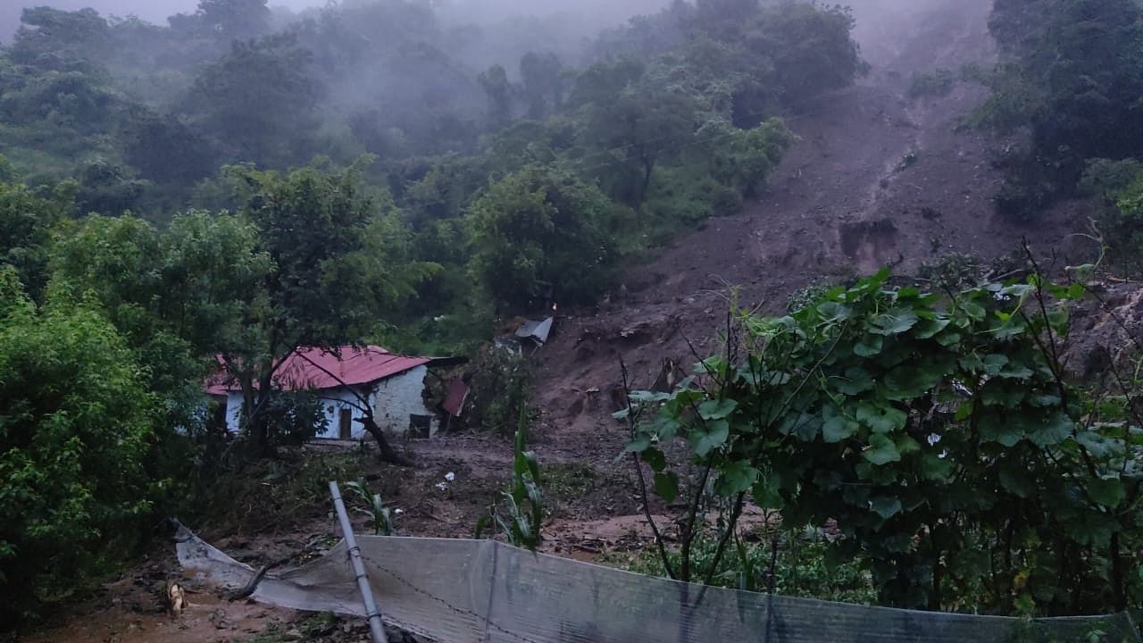 <div class="paragraphs"><p>A cloudburst in Himachal Pradesh's Solan district on Monday, 14 August, has claimed the lives of at least seven people.</p></div>