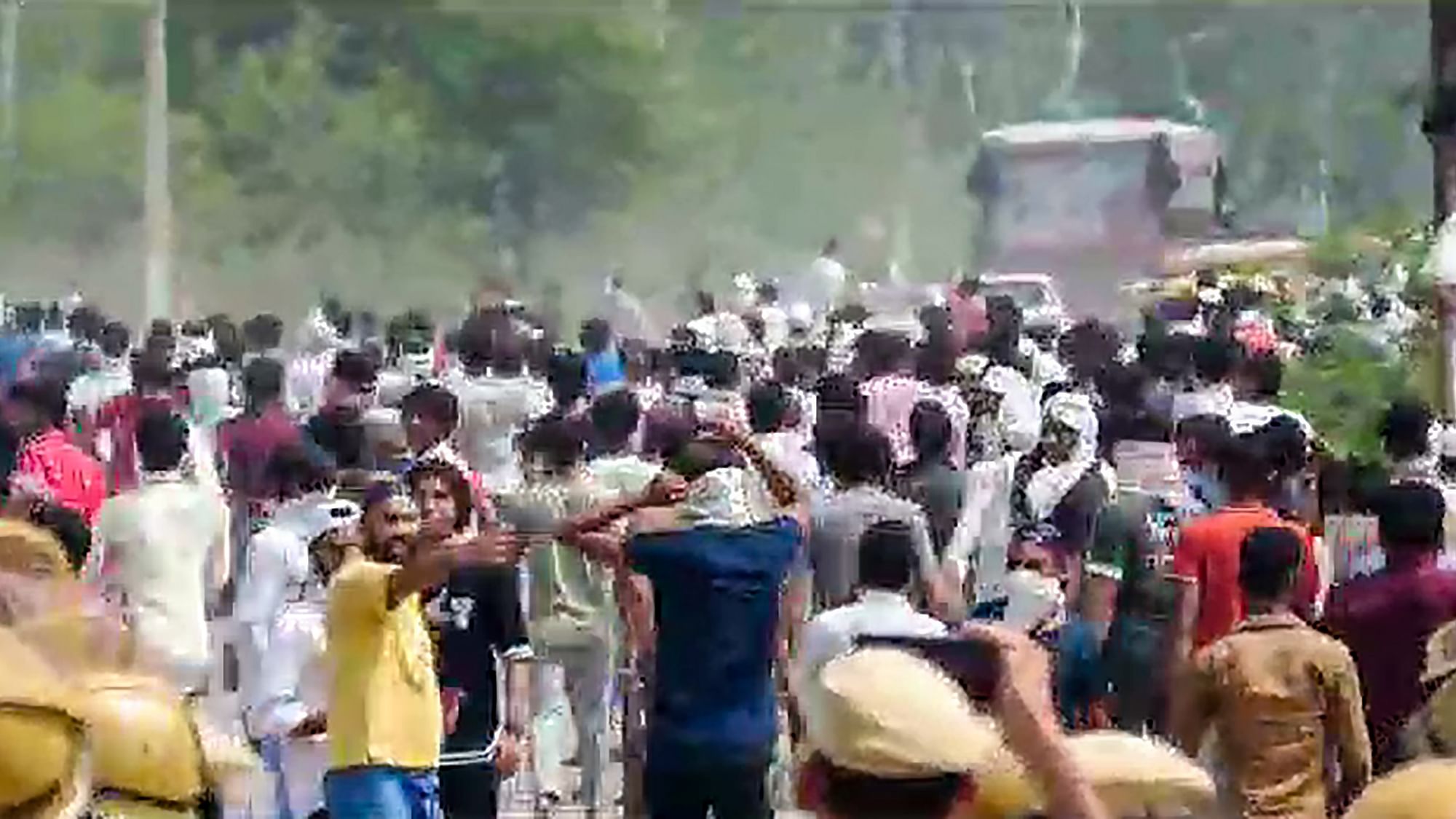 <div class="paragraphs"><p>People during the 'Brij Mandal Jalabhishek Yatra', in Nuh, on Monday, 31 July. </p></div>