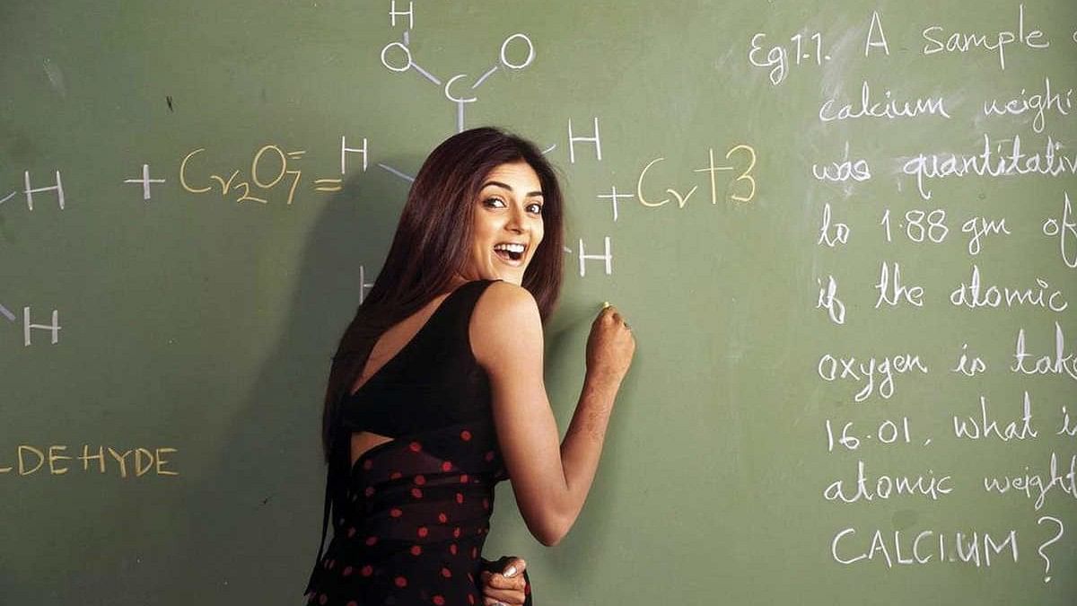 Sushmita Sen Reveals Why Farah Khan Apologised To Her After 'Main Hoon Na' 