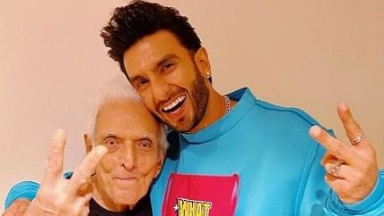 <div class="paragraphs"><p>'Nana is Peak Rocky-ism': Ranveer Singh Post</p></div>