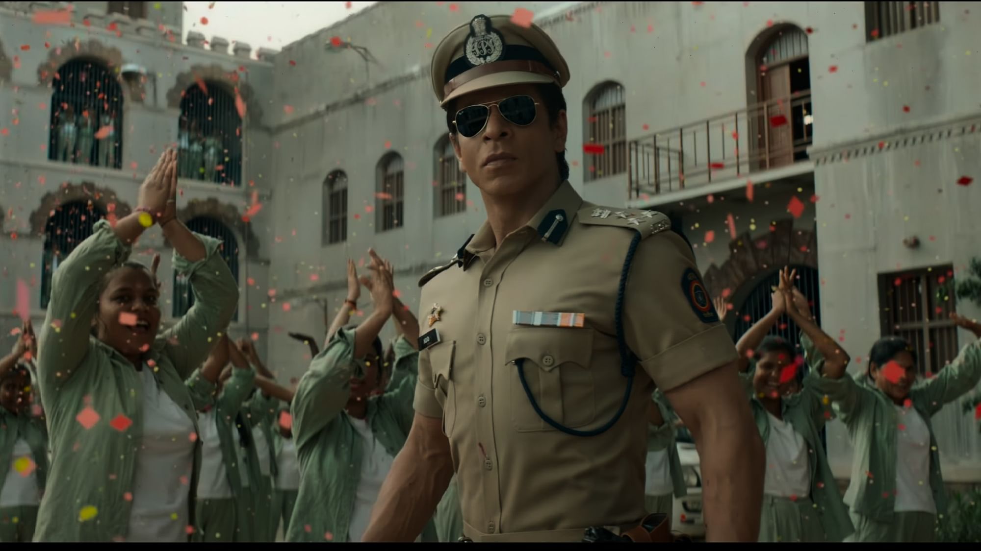 <div class="paragraphs"><p>Shah Rukh Khan in a still from <em>Jawan</em>.</p></div>