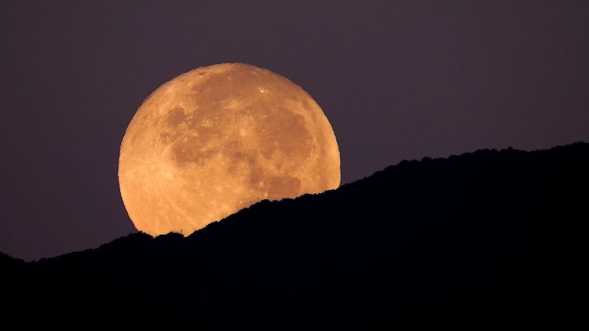 <div class="paragraphs"><p>Harvest Supermoon 2023 To Be Visible Today on 28 September. Details.</p></div>