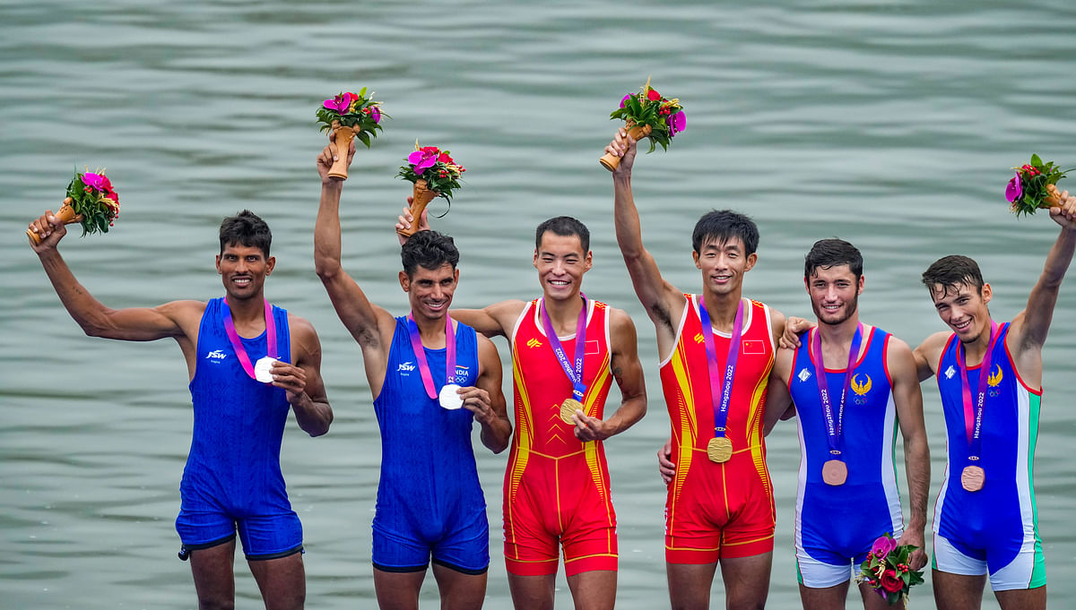 Rowers Arjun Lal Jat & Arvind Singh bagged a silver in the Lightweight Men's Double Sculls pair event.