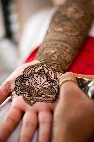 We have curated a list of Ganesh Chaturthi Mehndi Designs 2023. Check it out.