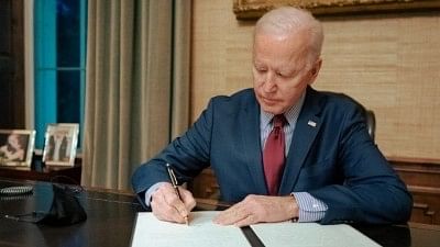 <div class="paragraphs"><p>US Democrats have been spooked by some recent polling which suggests that voters intend to pick Donald Trump ahead of Joe Biden in some key states in the 2024 presidential election.</p></div>