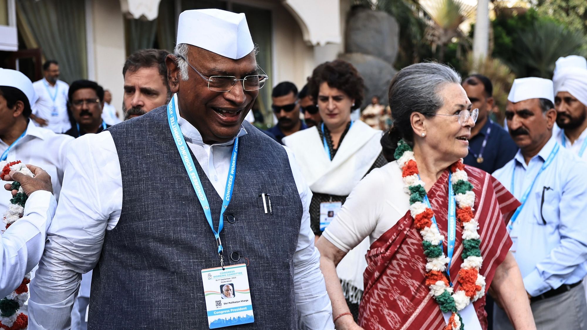 <div class="paragraphs"><p>Congress President Mallikarjun Kharge and former party President Sonia Gandhi at the CWC meet in Hyderabad.</p></div>
