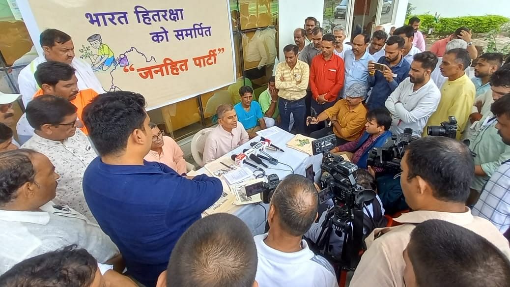 'Hindutva Not Anti-Muslim': Why Ex RSS Members Made New Party in Madhya Pradesh