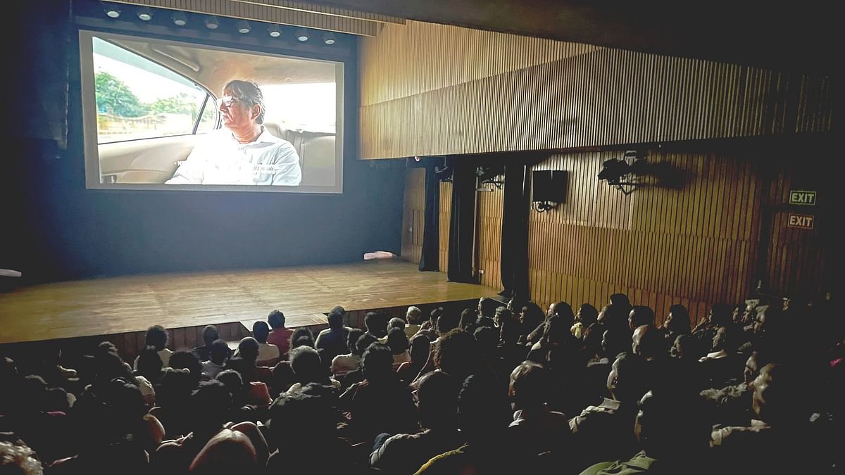 Why I Felt Fear and Hope While Watching Documentary on Ravish Kumar