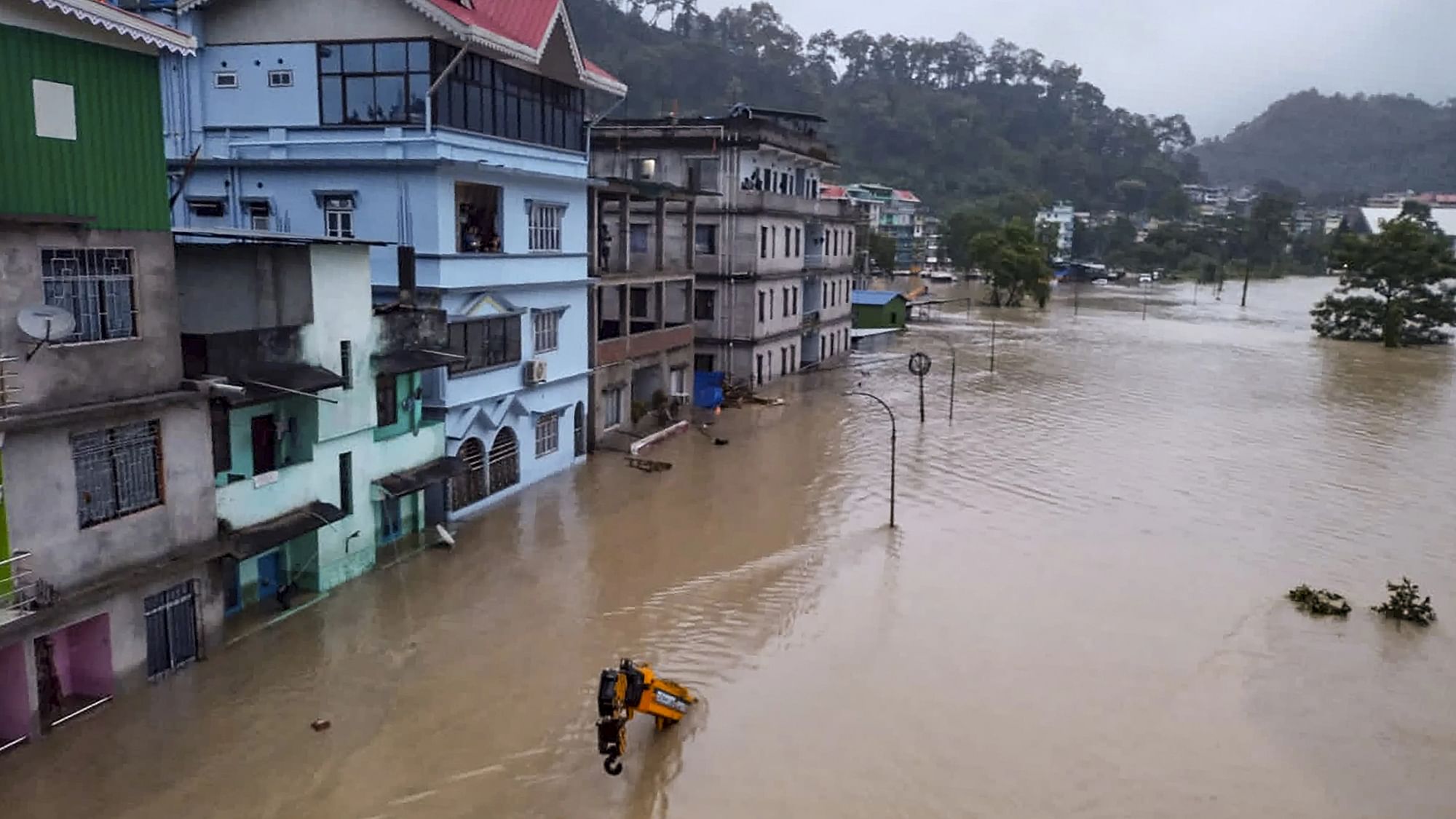<div class="paragraphs"><p>A flooded locality in Muguthang in north Sikkim on Wednesday, 4 October. A sudden cloudburst over Lhonak Lake in north Sikkim caused the Teesta River to swell rapidly in Lachen valley.</p></div>