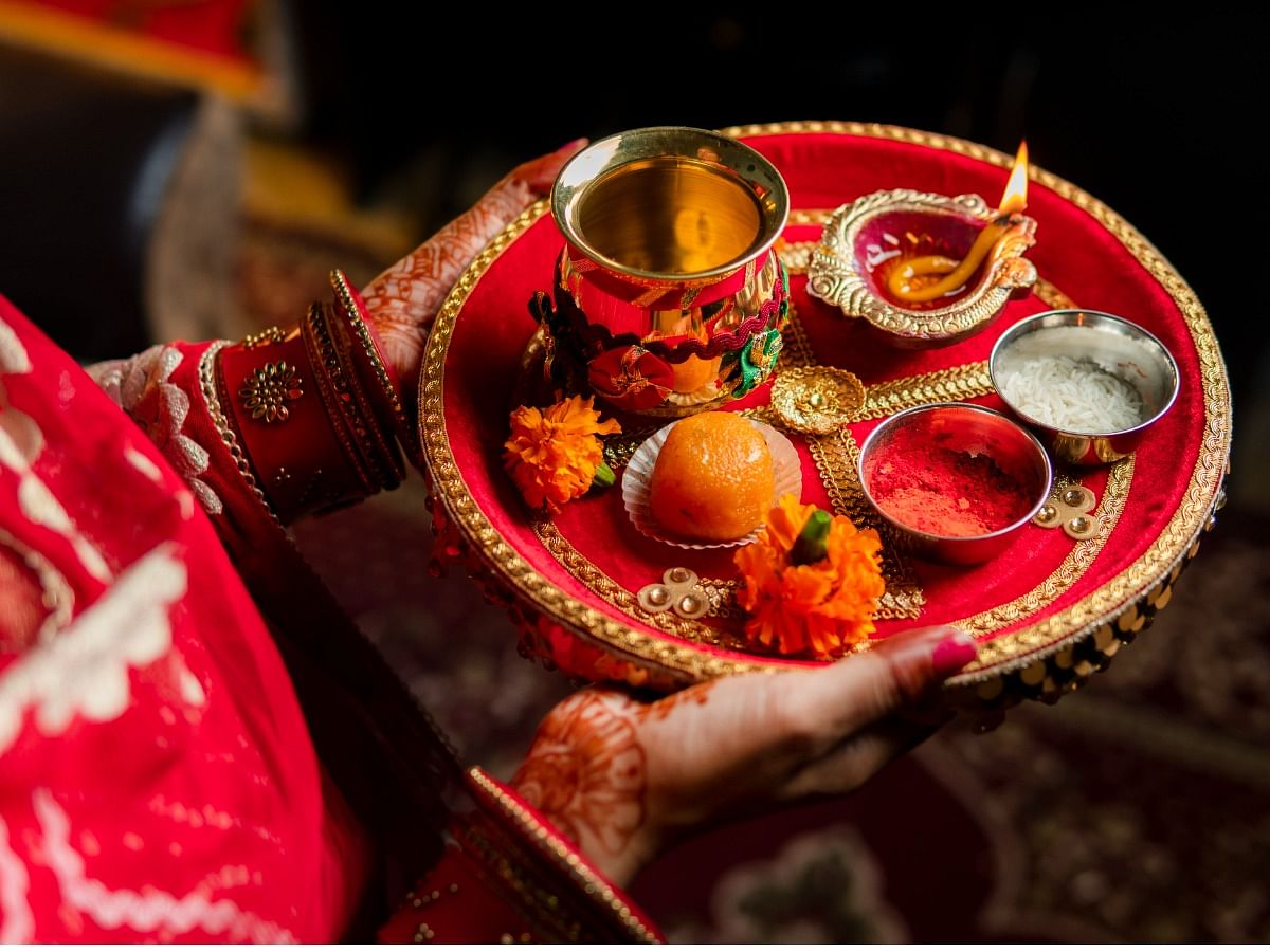 Happy Karwa Chauth 2023: Find the list of wishes, quotes, messages, images, greetings, posters below.
