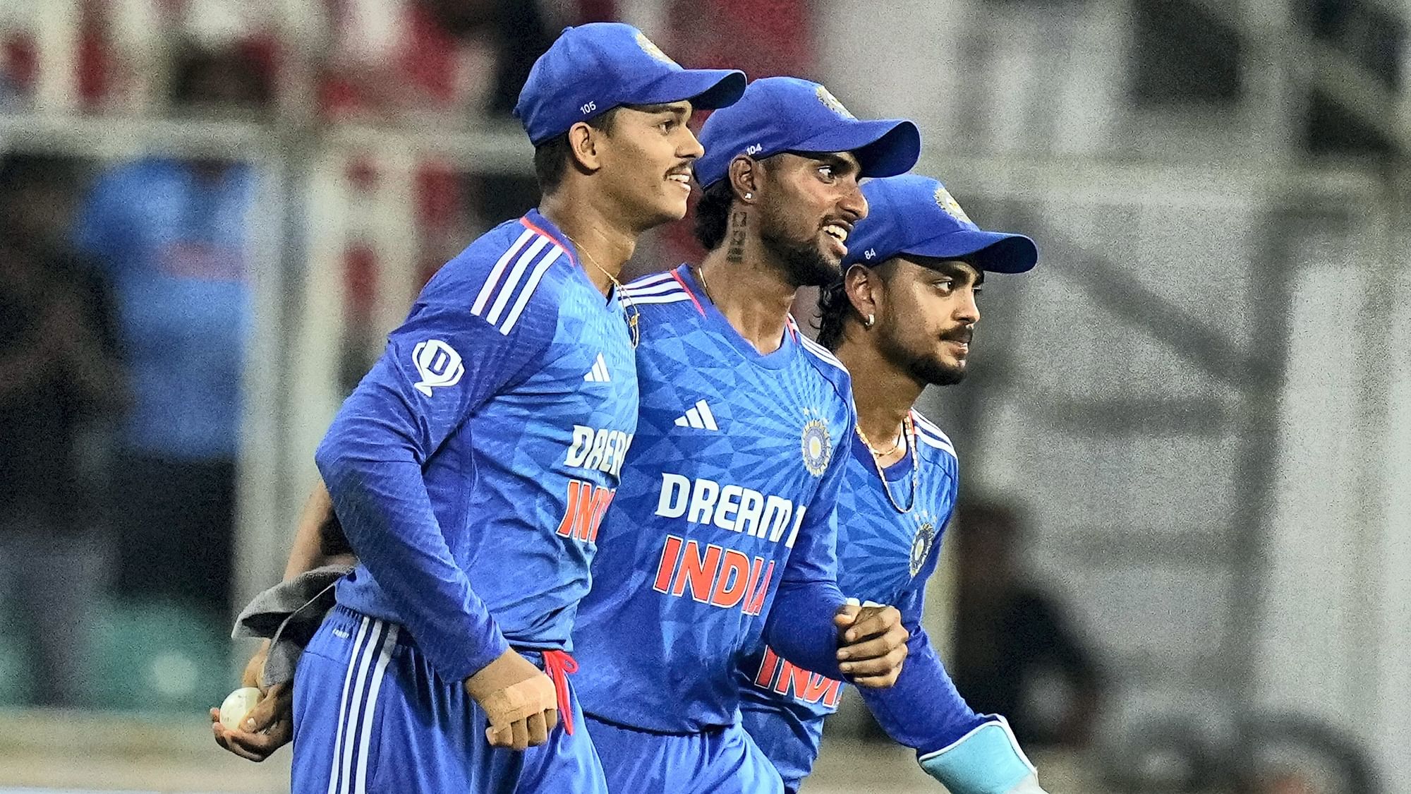 <div class="paragraphs"><p>Indian players Tilak Varma, Yashasvi Jaiswal and Ishan Kishan celebrate the wicket of Australia's batter Steven Smith during the second T20 International cricket match of a T20I series between India and Australia, at the Greenfield International Stadium, in Thiruvananthapuram, Sunday, Nov. 26, 2023.</p></div>