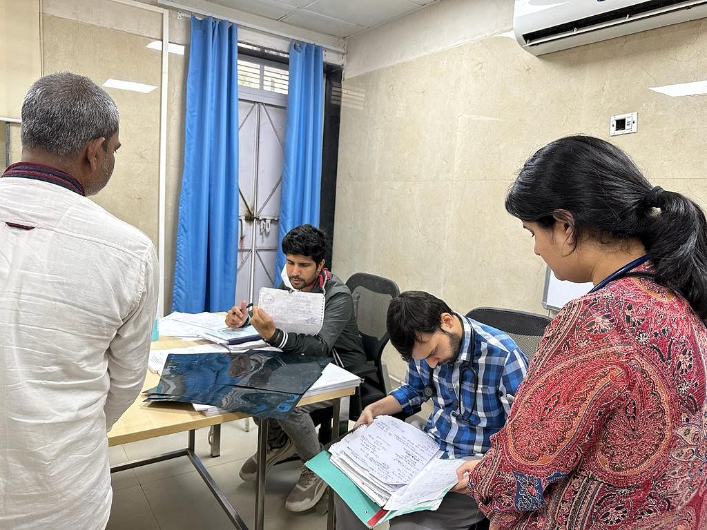 As Delhi-NCR’s air quality plummets, Dr Ram Manohar Lohia Hospital has started a ‘Pollution-Related Illness Clinic’.