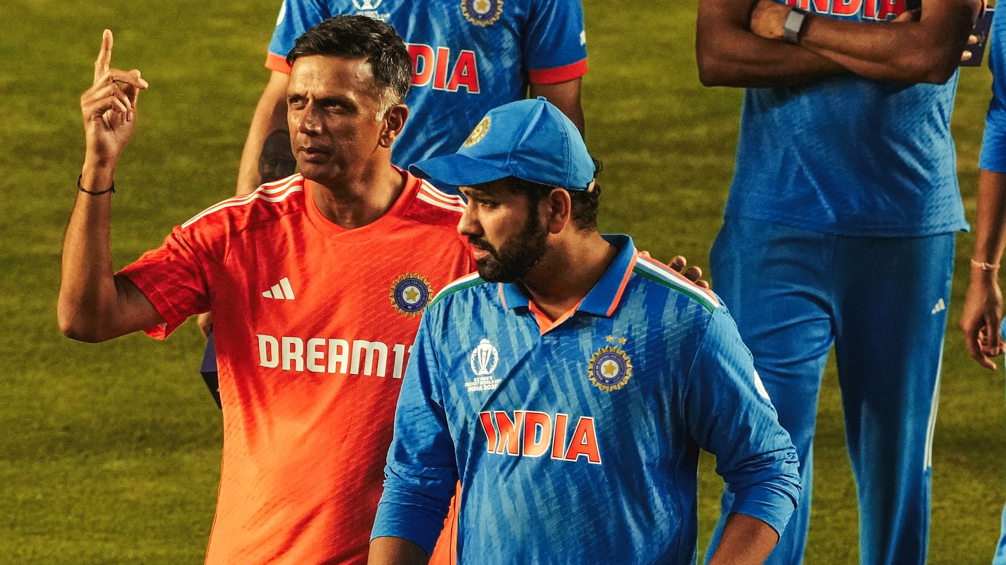 <div class="paragraphs"><p>ICC World Cup 2023 Final: ‘Rohit Sharma Was Exceptional’ – Coach Rahul Dravid Praises Indian Captain</p></div>