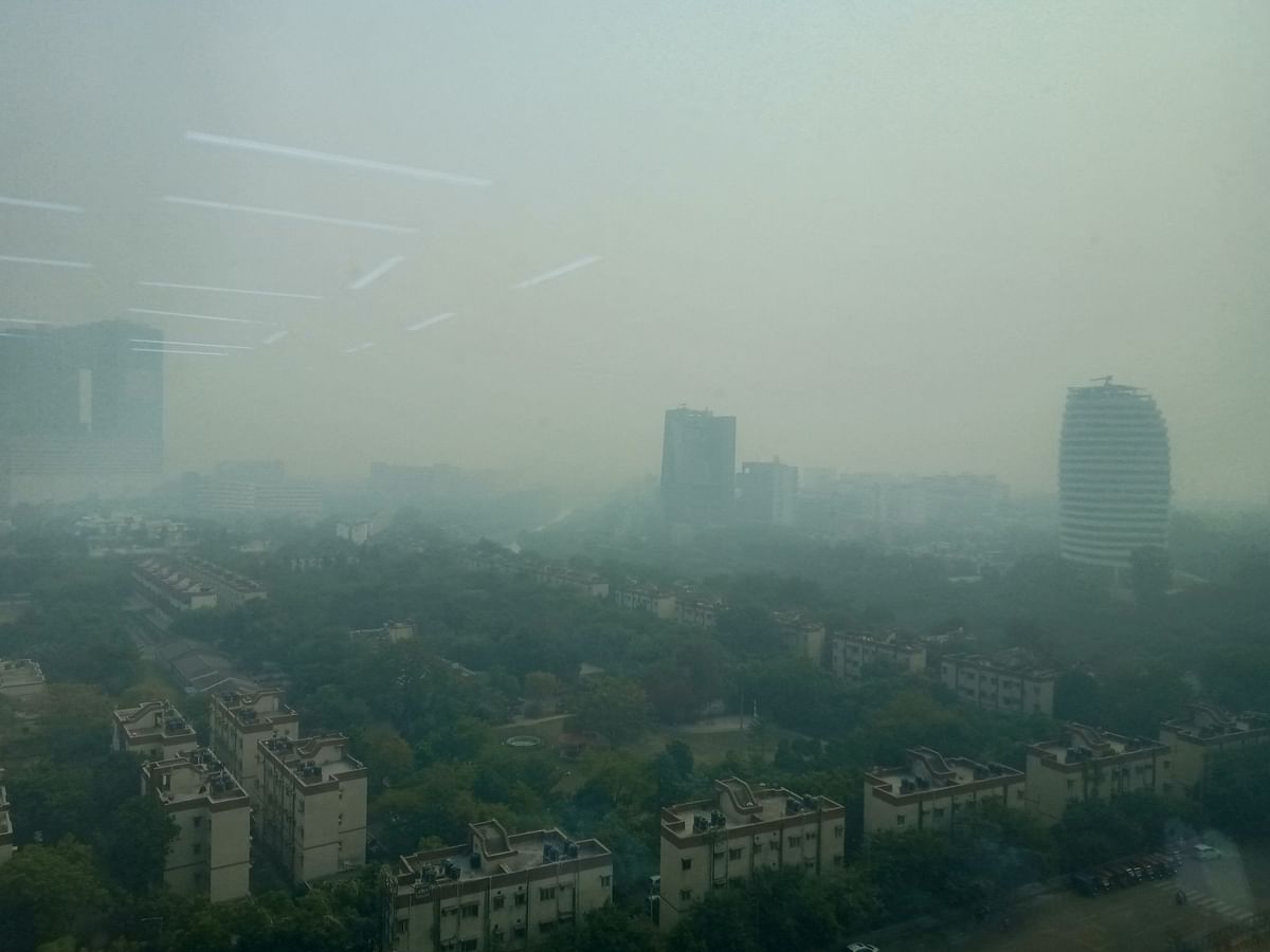 Hours after Diwali celebrations, the air quality in Delhi deteriorated to “hazardous” levels.