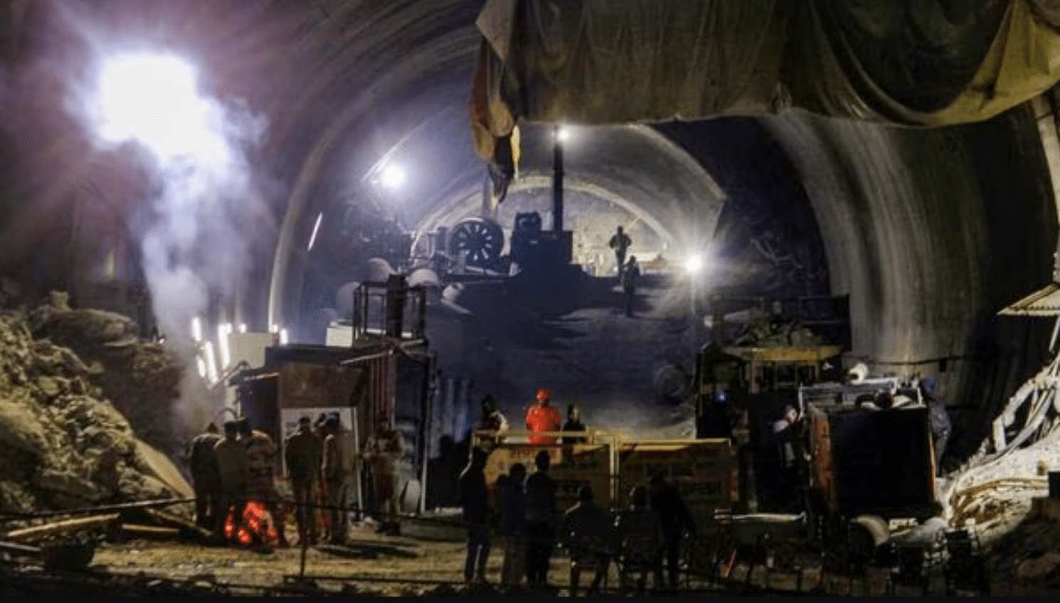 <div class="paragraphs"><p>Rescue officials at the entrance of Silkyara Tunnel during the rescue operation of 41 workers trapped inside the under-construction tunnel, in Uttarkashi district.</p><p> </p></div>