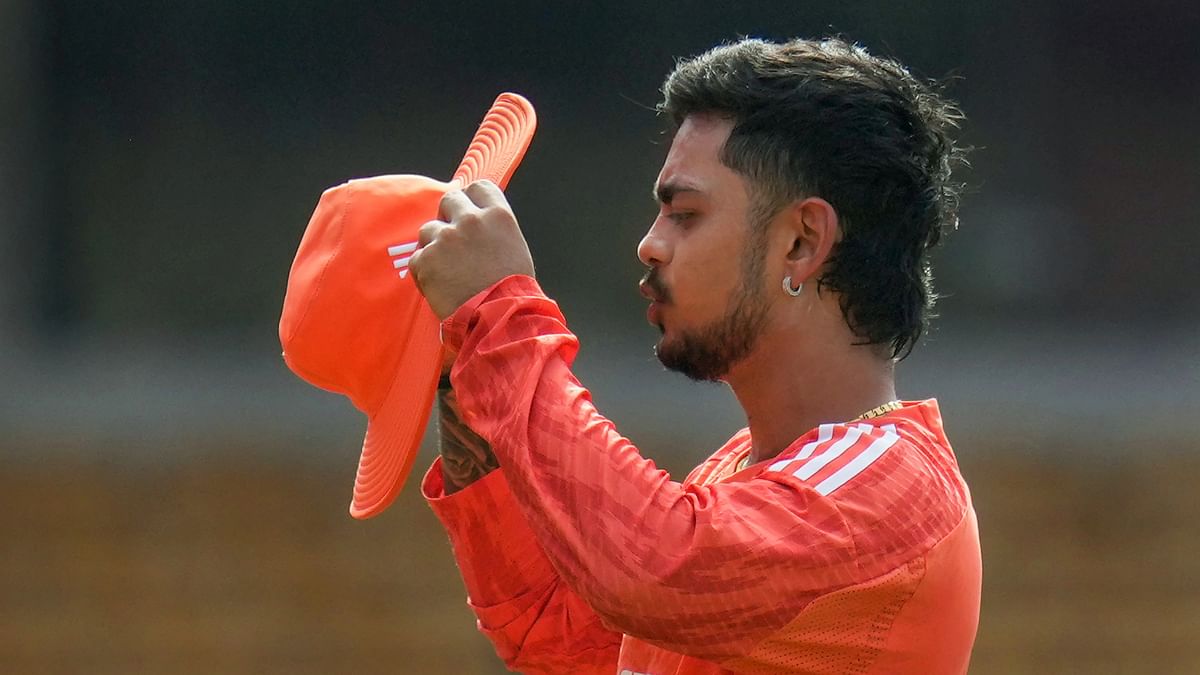 Ishan Kishan and Shreyas Iyer have lost their BCCI central contracts, let's dive into the pool of drama. 