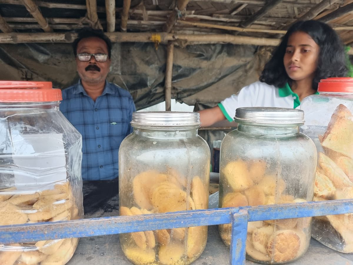 Emerging athlete Moumita Mondal's father makes tea in a dilapidated stall. Now, she is making waves in sports.