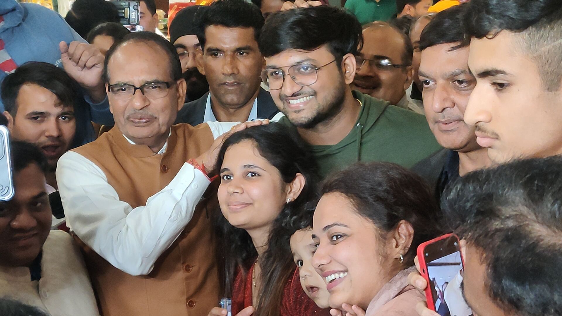 <div class="paragraphs"><p>“I was never a contender for the Chief Minister (post) nor am I today. Whatever work was given by the party, I carried it out with total honesty and to the best of my ability,” said incumbent CM Shivraj Singh Chouhan days after the Bharatiya Janata Party (BJP) registered a thumping majority in Madhya Pradesh Assembly elections 2023.</p></div>