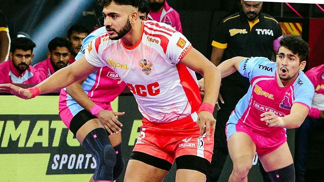 <div class="paragraphs"><p>Jaipur Pink Panthers defeated Gujrat Giants</p></div>