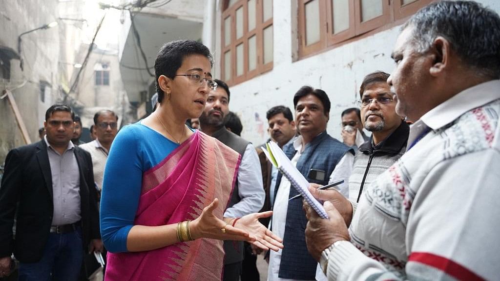<div class="paragraphs"><p>Water Minister Atishi directed Delhi Jal Board CEO to do field visits to address sewer overflowing.</p></div>
