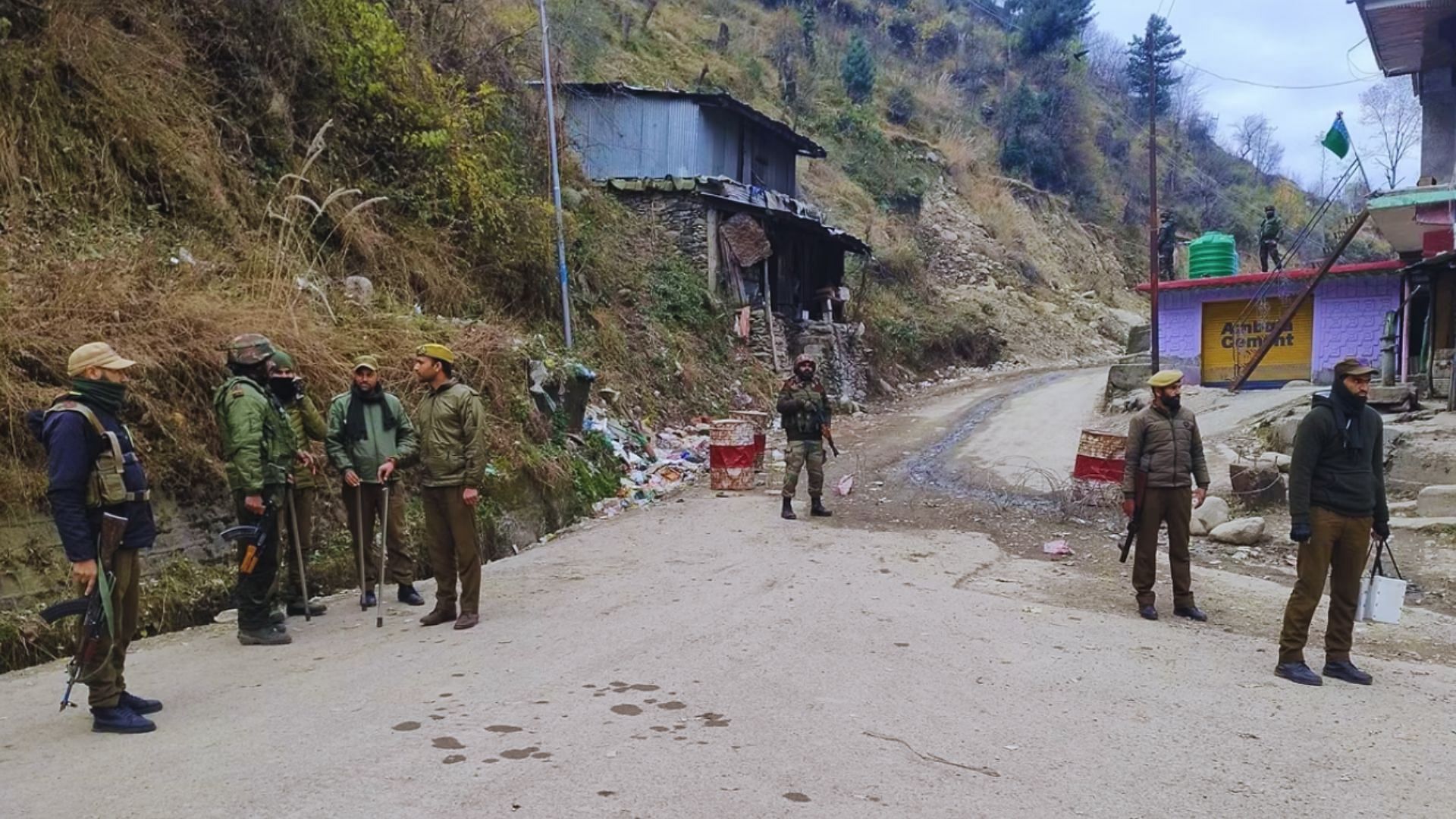 <div class="paragraphs"><p>Army personnel during a cordon and search operation after the recent ambush on two Army vehicles that left five soldiers dead, in Poonch district, Saturday, Dec. 23, 2023.</p></div>