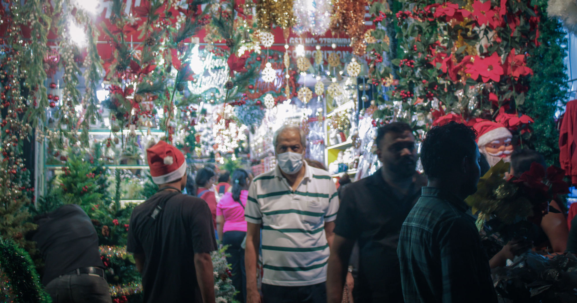 Pics: From Iconic Displays to a Centuries Old Church, Here’s Christmas in Mumbai