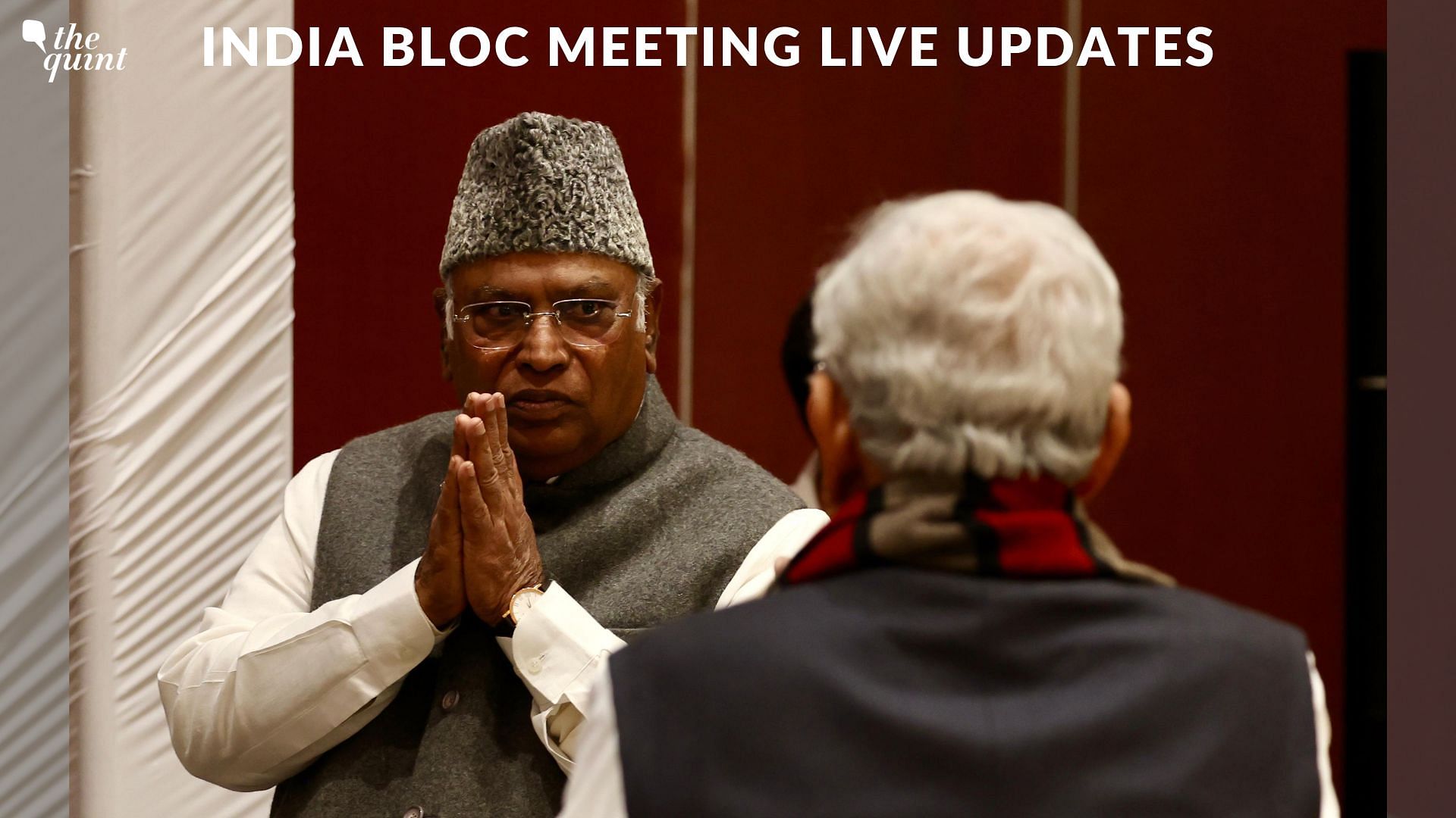 <div class="paragraphs"><p>INDIA Bloc Meeting LIVE Updates |  Mallikarjun Kharge's Name Proposed for PM Face in Delhi Meet</p></div>