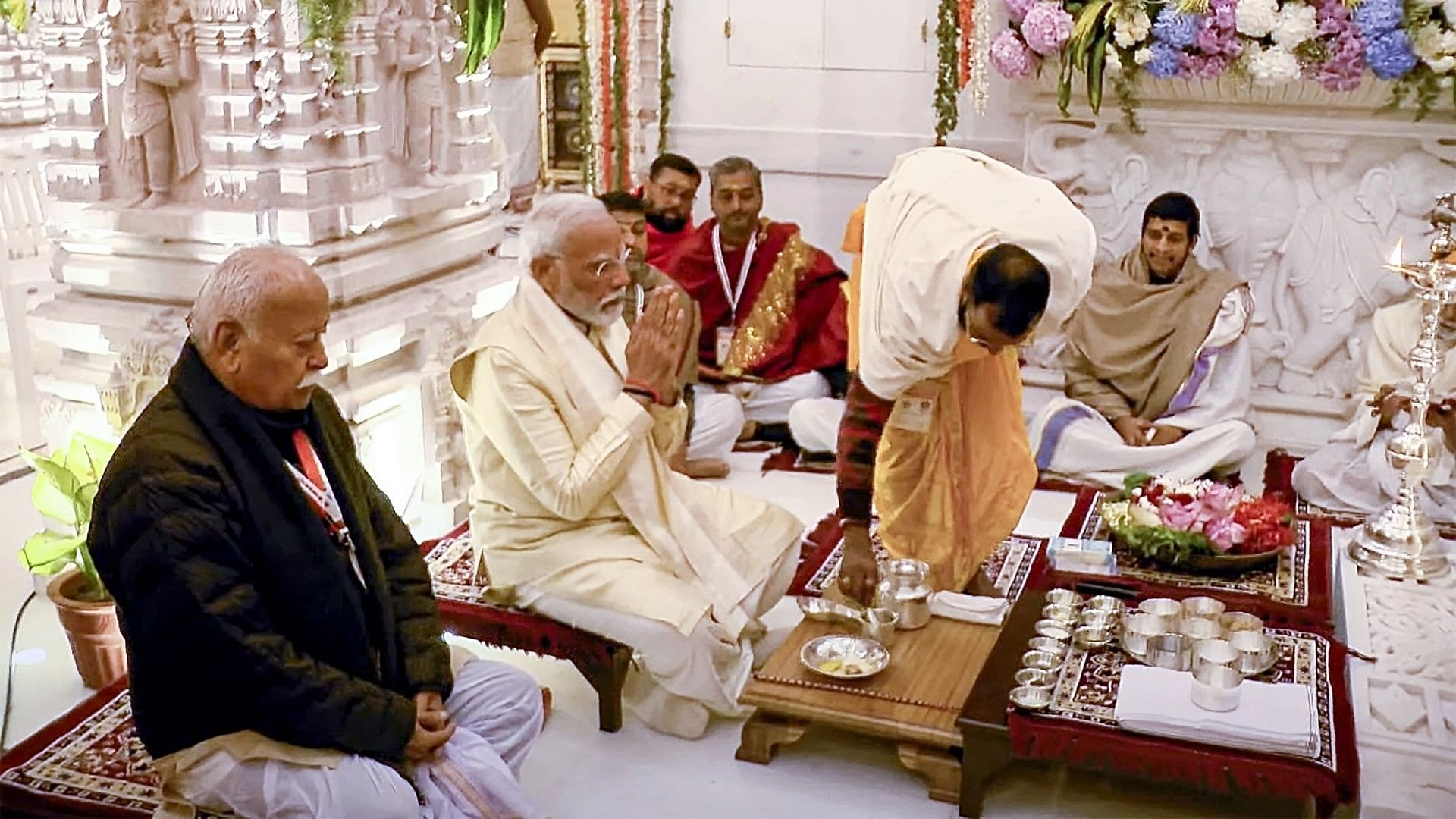 <div class="paragraphs"><p>Prime Minister Narendra Modi and RSS chief Mohan Bhagwat at the consecration ceremony of the Ram Mandir on Monday, 22 January.&nbsp;</p></div>