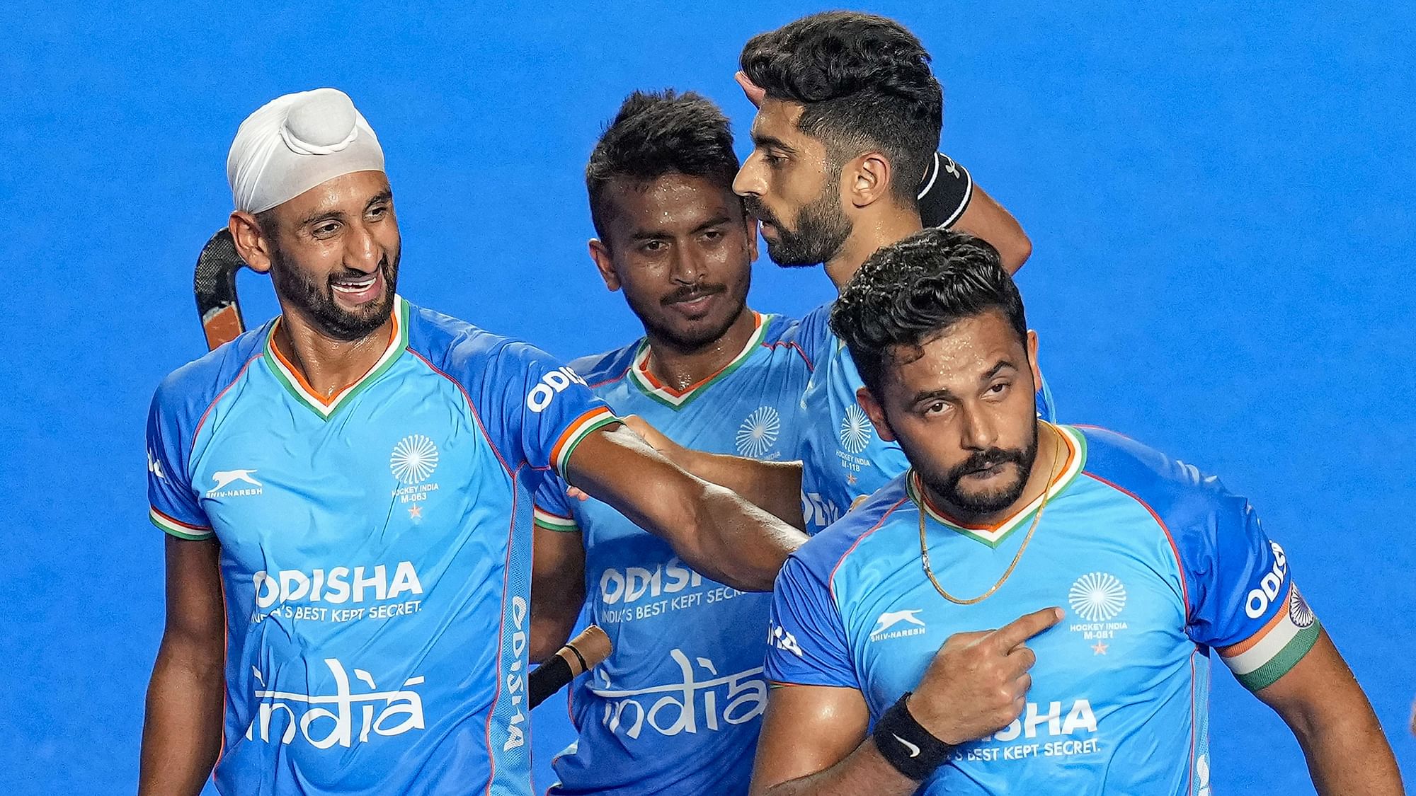 <div class="paragraphs"><p>The Indian men's hockey team defeated South Africa 4-0.</p></div>