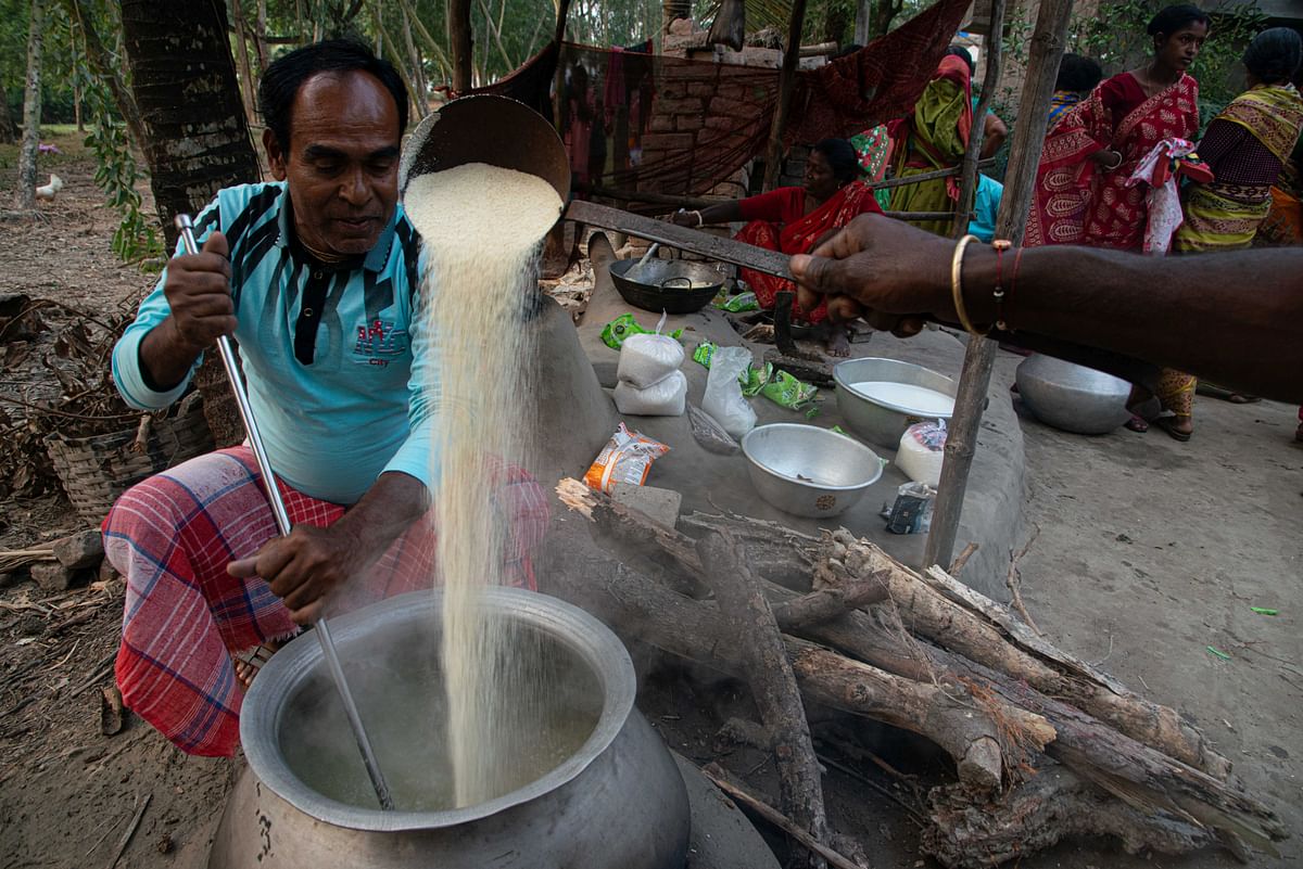 Those who live in the Sundarbans honour Bonbibi in order to ensure their physical safety in the perilous terrain.