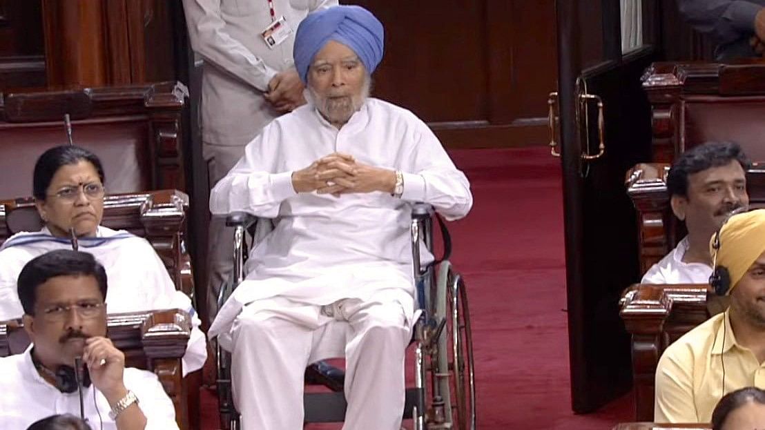 <div class="paragraphs"><p>Former Prime Minister Manmohan Singh had come to Rajya Sabha on a wheelchair to cast his vote against the Government of National Capital Territory of Delhi (Amendment) Bill, 2023, in August last year.</p></div>